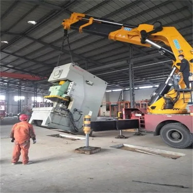 石柱80吨折臂吊车出租附近电话